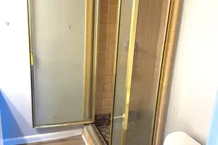 10502 Greencreek Dr, Houston, TX 77070 - Photo 3