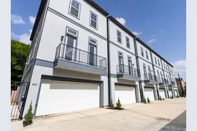 1027 W 24th Street, Houston, TX 77008 - Photo 1