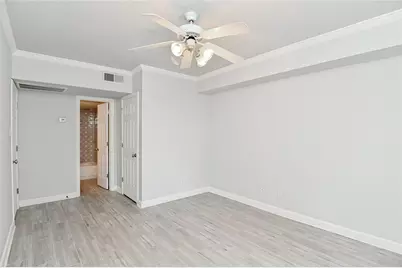 4515 Briar Hollow Place Drive #112, Houston, TX 77027 - Photo 11