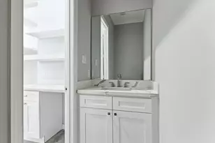 14 Fleming, Hitchcock, TX 77563 - Photo 19