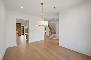 7907 S Villa Cir, Hilshire Village, TX 77055 - Photo 7