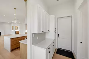 7907 S Villa Cir, Hilshire Village, TX 77055 - Photo 21