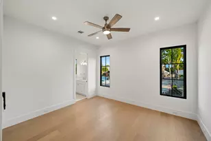 7907 S Villa Cir, Hilshire Village, TX 77055 - Photo 45