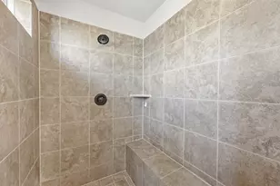 6727 Miller Shadow Ln, Sugar Land, TX 77479 - Photo 17