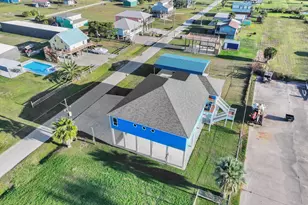 979 O'Neal Rd, Crystal Beach, TX 77650 - Photo 7