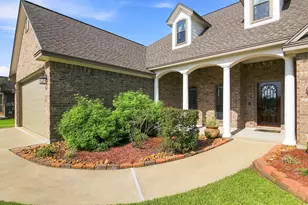 1046 Cardinal Dr, Richwood, TX 77566 - Photo 3