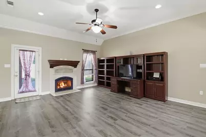 1046 Cardinal Drive, Richwood, TX 77566 - Photo 7