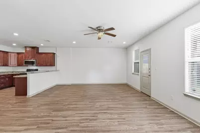 618-626 Magnolia Bend, New Caney, TX 77357 - Photo 5