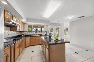 6415 Via Espana Dr, Houston, TX 77083 - Photo 19