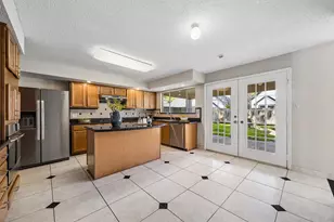 6415 Via Espana Dr, Houston, TX 77083 - Photo 17