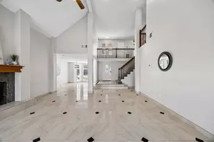 6415 Via Espana Dr, Houston, TX 77083 - Photo 15