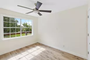 161 White Oak St, Point Blank, TX 77364 - Photo 11