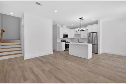 5027 Willow Glen Drive #A-B, Houston, TX 77033 - Photo 15