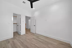5027 Willow Glen Dr, Houston, TX 77033 - Photo 29