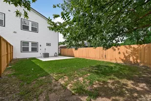 5027 Willow Glen Dr, Houston, TX 77033 - Photo 35