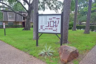 12633 Memorial Dr, Houston, TX 77024 - Photo 11