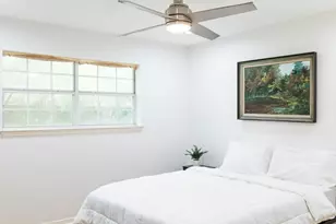 2201 Fairbanks St, Nederland, TX 77627 - Photo 17