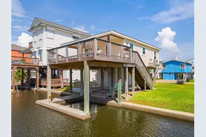 16711 Kingston Way, Galveston, TX 77554 - Photo 3