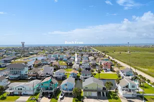 16711 Kingston Way, Galveston, TX 77554 - Photo 37