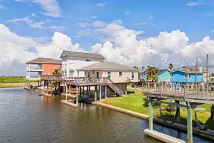 16711 Kingston Way, Galveston, TX 77554 - Photo 5