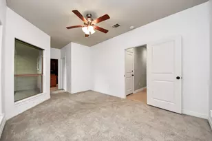 3813 Center Plaza Dr, Houston, TX 77007 - Photo 5