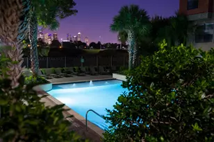 320 Jackson Hill St, Houston, TX 77007 - Photo 13