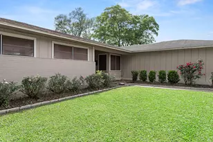 4675 Fieldwood Ln, Beaumont, TX 77706 - Photo 5