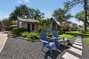 2750 Fontana Dr, Houston, TX 77043 - Photo 3