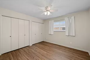 2750 Fontana Dr, Houston, TX 77043 - Photo 21