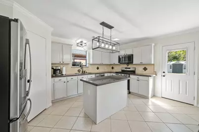 18634 Artesian Way, Humble, TX 77346 - Photo 15