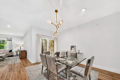 444 E Fair Harbor Lane, Houston, TX 77079 - Photo 7