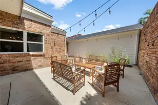 444 E Fair Harbor Ln, Houston, TX 77079 - Photo 19