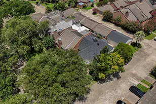 444 E Fair Harbor Ln, Houston, TX 77079 - Photo 23