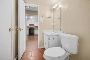 5702 Easthampton Dr, Houston, TX 77039 - Photo 11