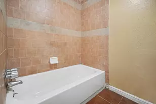 5702 Easthampton Dr, Houston, TX 77039 - Photo 25