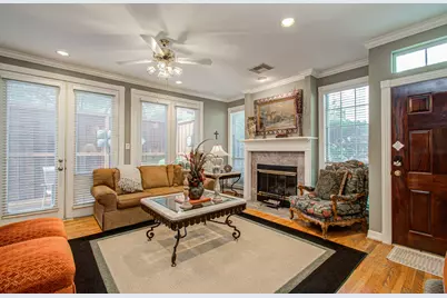 2214 W Holcombe Boulevard, Houston, TX 77030 - Photo 9