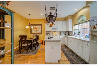 2214 W Holcombe Boulevard, Houston, TX 77030 - Photo 19