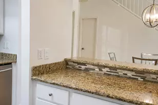 1302 Augusta Dr, Houston, TX 77057 - Photo 9
