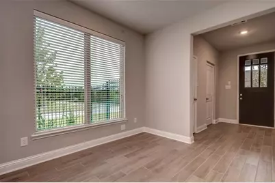 4 Centennial Ridge Place, The Woodlands, TX 77354 - Photo 3