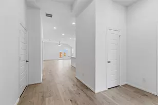 3807 Stars Wy, League City, TX 77573 - Photo 5