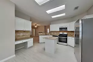 16830 Needle Ridge Ct, Sugar Land, TX 77498 - Photo 3