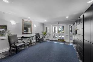 361 N Post Oak Ln, Houston, TX 77024 - Photo 5