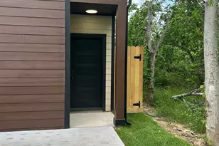 9914 Fillmore, Houston, TX 77029 - Photo 1