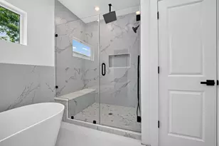 308 Engel St, Houston, TX 77011 - Photo 29