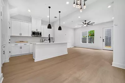 308 Engel Street #A, Houston, TX 77011 - Photo 9