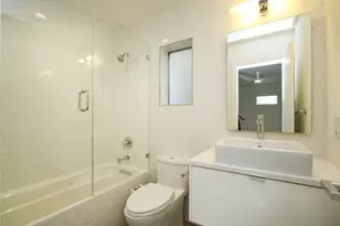 4408 Mt Vernon St, Houston, TX 77006 - Photo 9