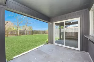 205 Cole St, Webster, TX 77598 - Photo 35