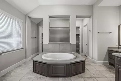 7004 S Savannah Run, Katy, TX 77493 - Photo 17