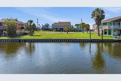 488 Pompano, Bayou Vista, TX 77563 - Photo 7