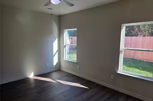 9920 Dipping Brk St, Houston, TX 77076 - Photo 7